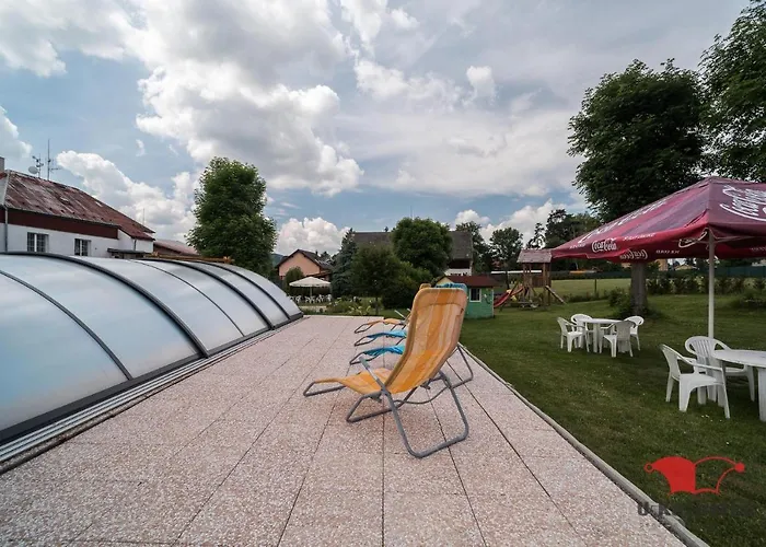 بيت ضيافة U Kasparku Žehrov